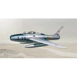 F-84F Thunderstreak. ITALERI 2682