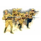 Soviet infantry in action. MASTER BOX 3523