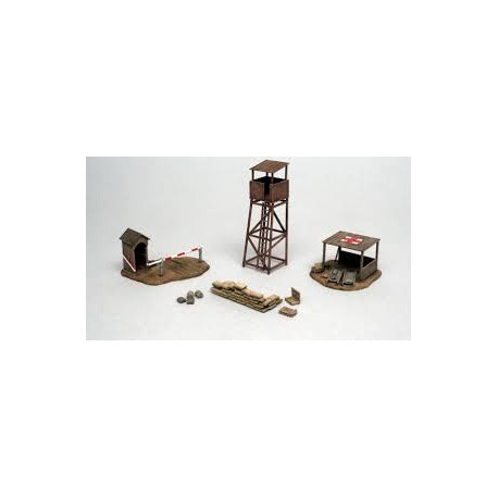 Battlefield buildings. ITALERI 6130