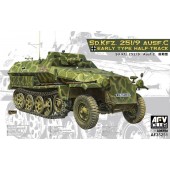 German Sd. Kfz. 251/9 Ausf. C. AFV CLUB 35251