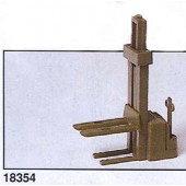 Carretilla elevadora. PREISER 18354