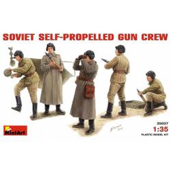 Soviet self-propelled gun crew. MINIART 35037