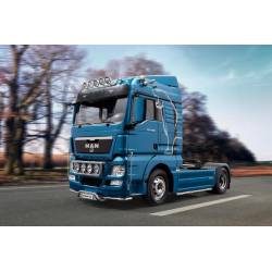 MAN TGX XLX Euro 5. REVELL 07426