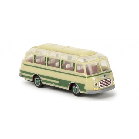 Setra S 6, green. BREKINA 56019