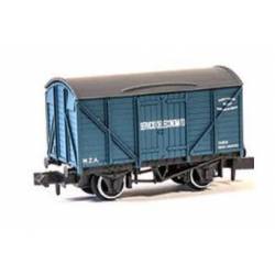 "Servicio de economato" box wagon. PECO NR-P935