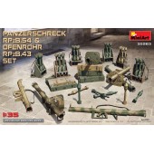 Panzerschreck RPzB .54 and ofenrohr RPzB .43. MINIART 35263