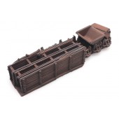 Cargo: Narrow gauge dumpers and tracks.