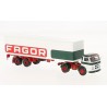 Trailer Pegaso Comet, blanco y verde. Fagor.