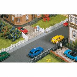 Garden fences with gates. FALLER 180410