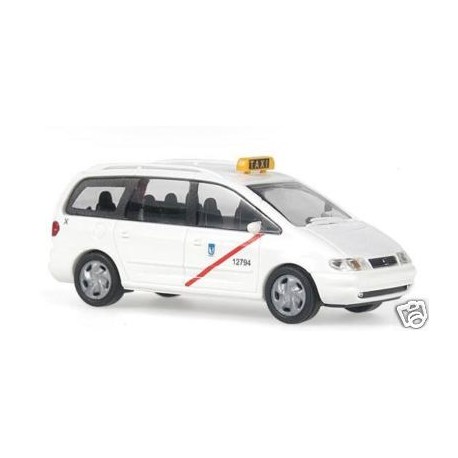 Taxi madrileño Seat Alhambra. RIETZE 31340