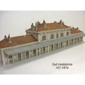 Estación de cinco puertas con anexos. PN SUD MODELISME 8767