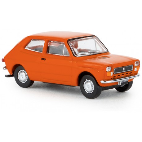 Fiat 127, naranja.