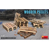 Wooden pallets (x12).