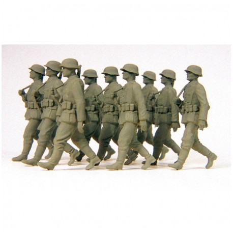 Grenadiers marching in step. PREISER 64009