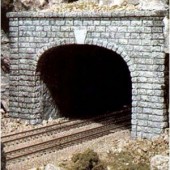 Double track tunel portal. WOODLAND C1257