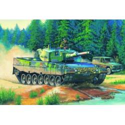 German Leopard 2A4. HOBBY BOSS 82401