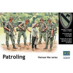 Vietnam War Series. Patrullando. MASTER BOX 3599