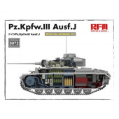 Pz.Kpfw. IV Ausf. J con interiores.