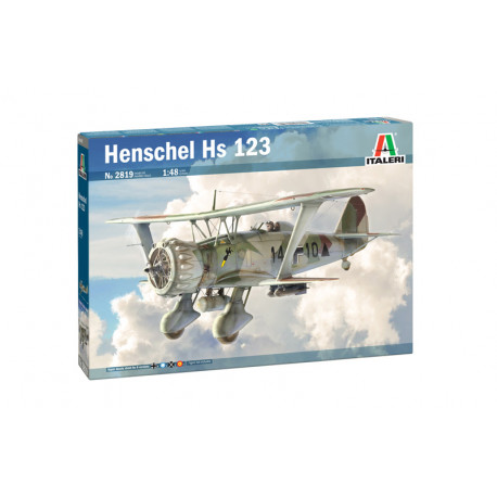 Avión de combate Henschel Hs 123.