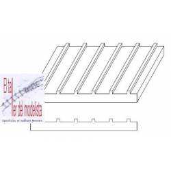 Plancha 15 x 30. Estriada "U" 1,9 mm. EVERGREEN 4542