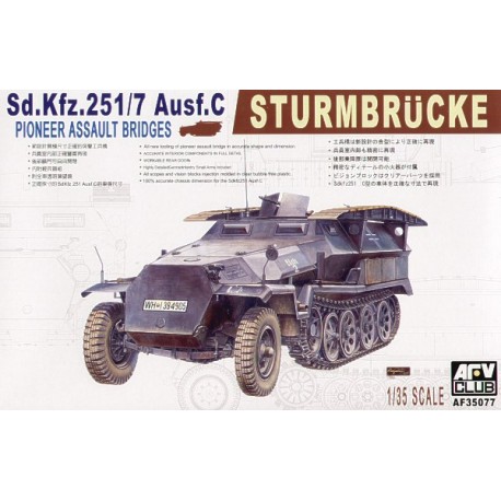 German Sd. Kfz. 251/7 Ausf. C. AFV CLUB 35077