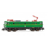 Electric locomotive RENFE 7902, green livery.