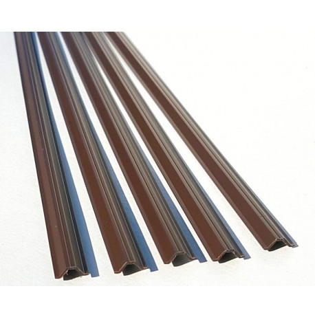 Sheet pile profile (x5).