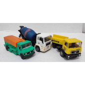 Assorted vehicle set.