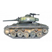 Carro ligero estadounidense M24 Chaffee. Bolt Action.