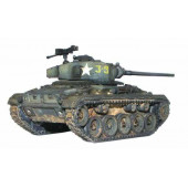 Carro ligero estadounidense M24 Chaffee. Bolt Action.