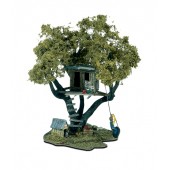 Tommy´s treehouse.  WOODLAND SCENICS M107