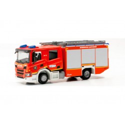 Caminhão Scania CP CrewCab dos Bombeiros de Santander.