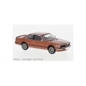 BMW 635 CSi, bronce metalizado.