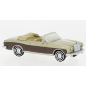 Rolls Royce Corniche, beige.