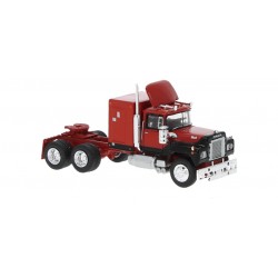 Mack RS 700, rojo/negro.