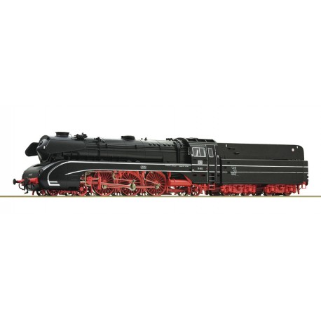 Steam locomotive 10 002, DB. Sound.