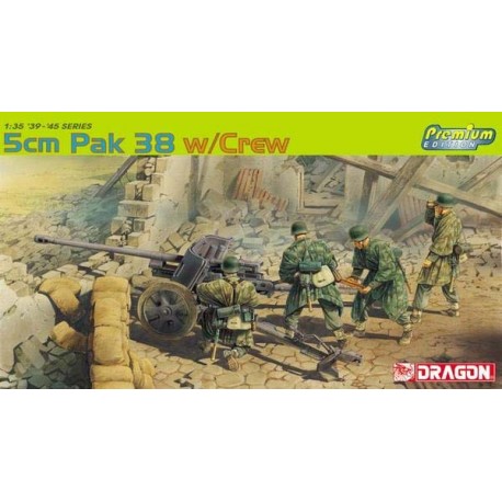 5 cm Pak 38 with crew.