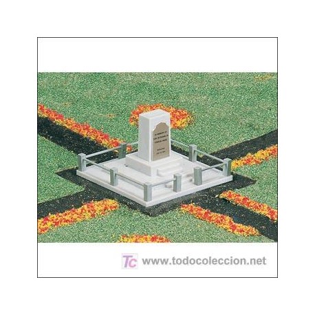 Monumento. BACHMANN 42218