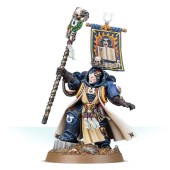 Ultramarines : Bibliothécaire en chef Tigurius.