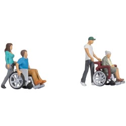 Personnes en fauteuil roulant.