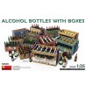 Botellas de alcohol y cajas.