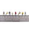 Lot de 100 figures assises peintes.